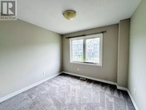 621 Lauraleaf Crescent Ottawa ON K2J 6G9
