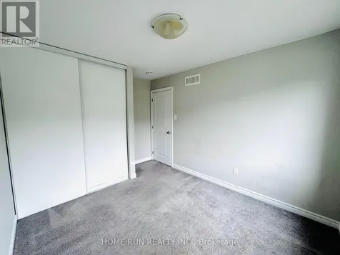 621 Lauraleaf Crescent Ottawa ON K2J 6G9