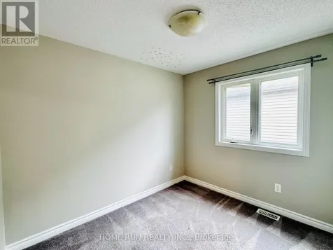 621 Lauraleaf Crescent Ottawa ON K2J 6G9