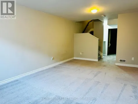 621 Lauraleaf Crescent Ottawa ON K2J 6G9