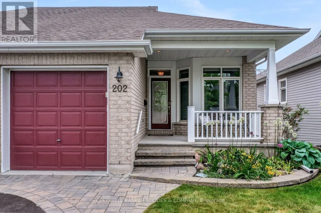202 Bulrush Crescent Ottawa ON K1T 0E5