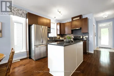 202 Bulrush Crescent Ottawa ON K1T 0E5