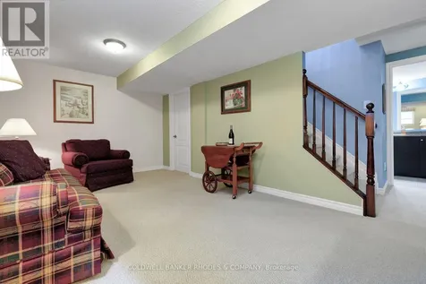 202 Bulrush Crescent Ottawa ON K1T 0E5
