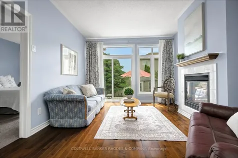 202 Bulrush Crescent Ottawa ON K1T 0E5