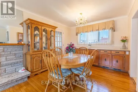 11 Donna Street Ottawa ON K2G 2V5