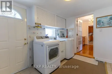 11 Donna Street Ottawa ON K2G 2V5