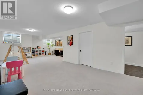 342 Finial Way Ottawa ON K2J 6V9