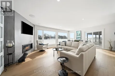585 Atherley Road Orillia ON L3V 7L5