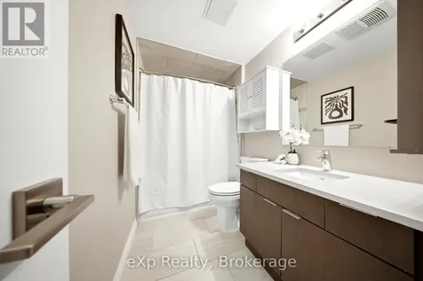 63 Arthur Street South Guelph (st. Patrick's Ward) ON N1E 0A8