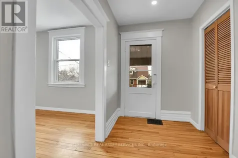 113 Fairmont Avenue Ottawa ON K1Y 1X7