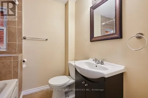 113 Fairmont Avenue Ottawa ON K1Y 1X7