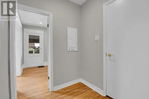 113 Fairmont Avenue Ottawa ON K1Y 1X7