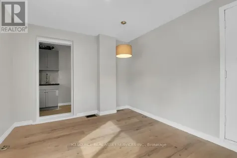 113 Fairmont Avenue Ottawa ON K1Y 1X7