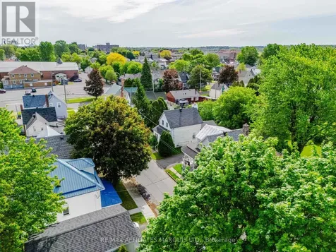 10 Smith Avenue Cornwall ON K6J 1E9