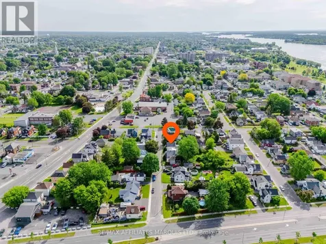 10 Smith Avenue Cornwall ON K6J 1E9
