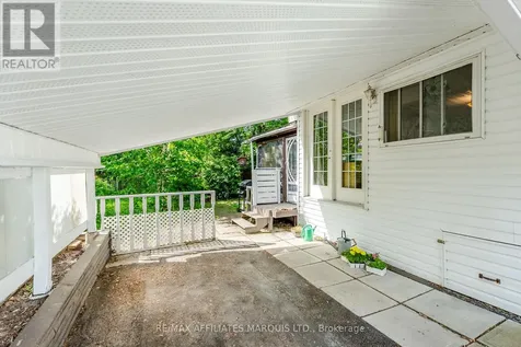 10 Smith Avenue Cornwall ON K6J 1E9