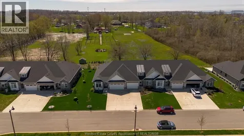237 Livingstone Amherstburg ON N9V 0H1