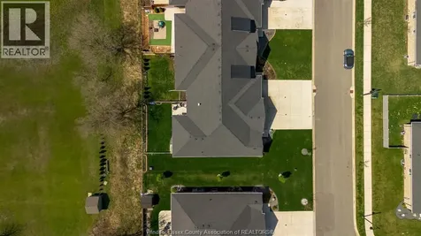 237 Livingstone Amherstburg ON N9V 0H1
