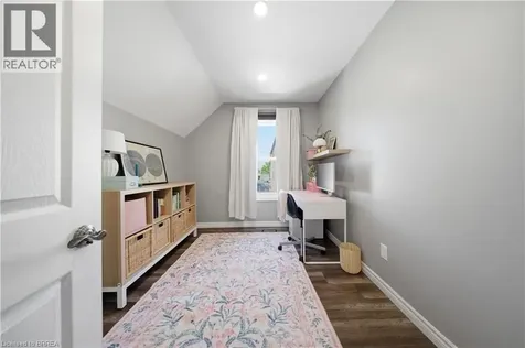 137 Brock Street Brantford ON N3S 5V8