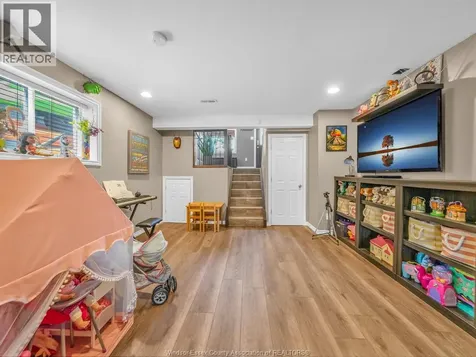 2670 Maitland Avenue Windsor ON N8P 1Y9