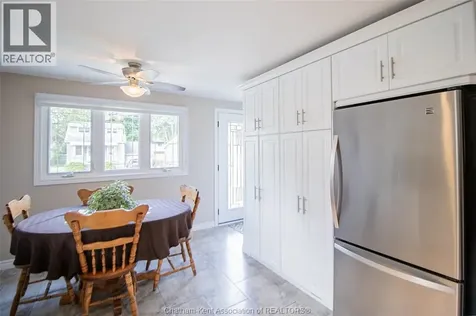 45 Berry Street Chatham ON N7M 3B2
