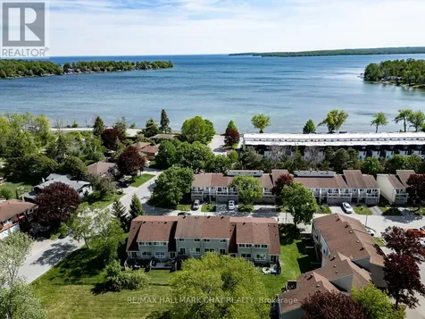 12 Lankin Boulevard Orillia ON L3V 6T2