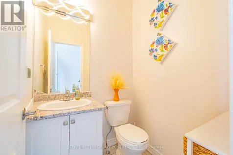 22 Churchlea Mews Orillia ON L3V 8K9