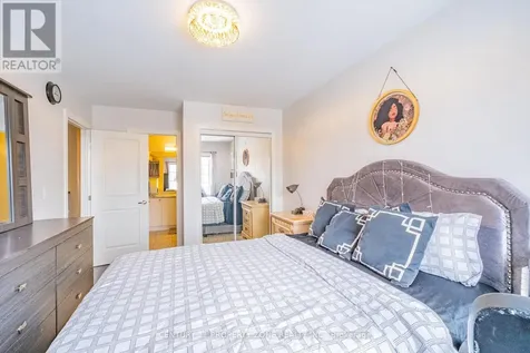 22 Churchlea Mews Orillia ON L3V 8K9