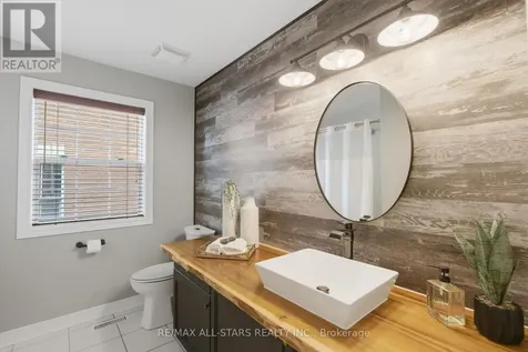 52 Alsop Place Uxbridge ON L9P 1X1