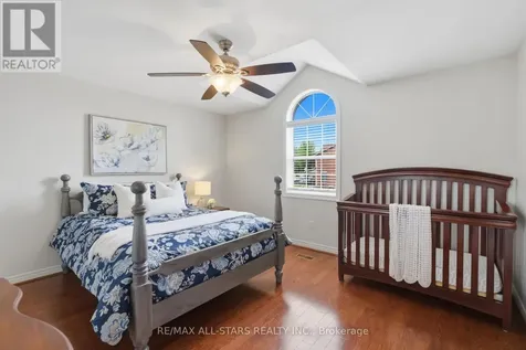 52 Alsop Place Uxbridge ON L9P 1X1