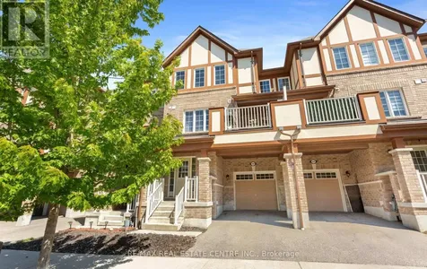 1084 Silk Street Pickering ON L1X 0E8