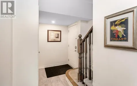 1084 Silk Street Pickering ON L1X 0E8