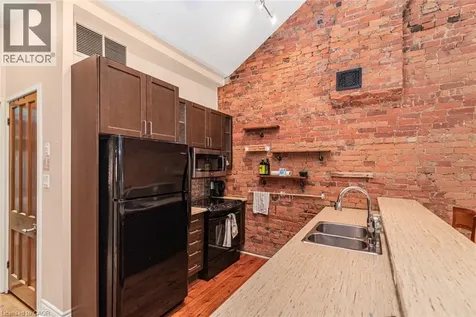 18 Pearl Street South Hamilton ON L8P 3W5