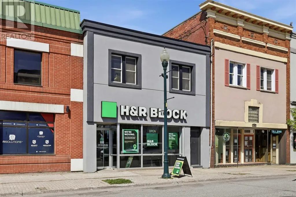 732-734 Queen Street Sault Ste. Marie ON P6A 2A9