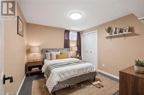 44 Tami Court Kitchener ON N2B 3V2