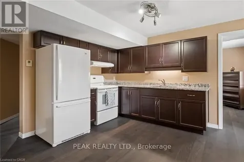 44 Tami Court Kitchener ON N2B 3V2