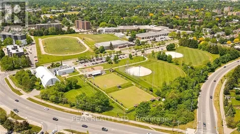 44 Tami Court Kitchener ON N2B 3V2