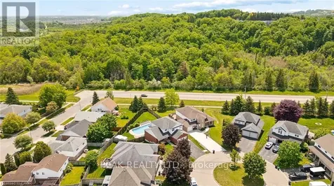 44 Tami Court Kitchener ON N2B 3V2