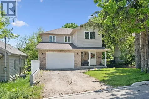 16 Edward Street Cambridge ON N3C 1J7