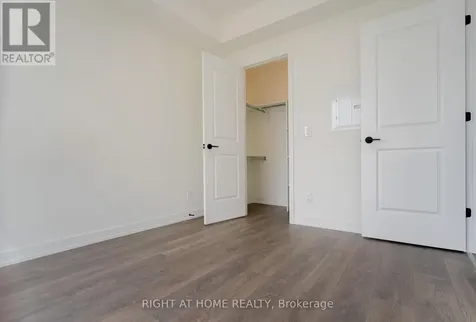 335 Wheat Boom Drive Oakville (jm Joshua Meadows) ON L6H 7Y1