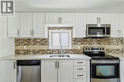 30 Shelby Avenue Hamilton ON L8H 5L4