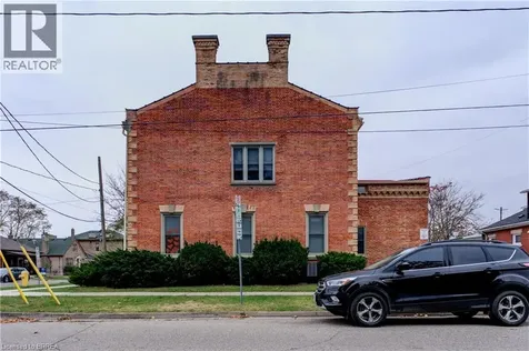 108 George Street Brantford ON N3T 2Y4