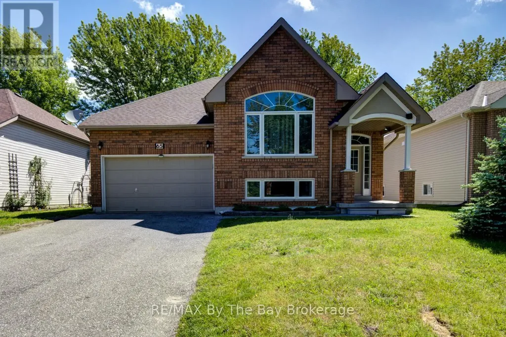 65 Rose Valley Way Wasaga Beach ON L9Z 3C4
