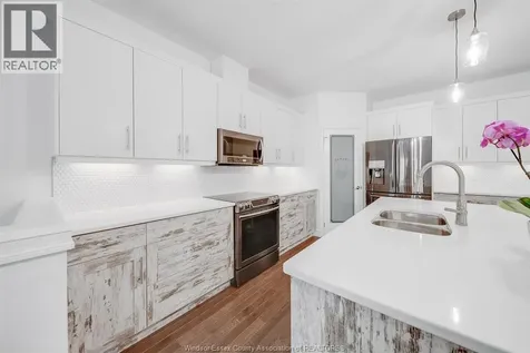 69 Red Oak Crescent Amherstburg ON N9V 4C4