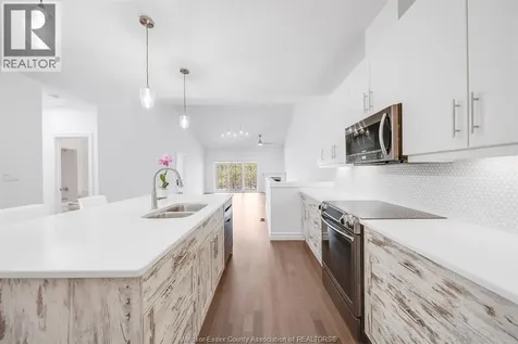 69 Red Oak Crescent Amherstburg ON N9V 4C4