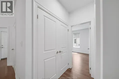 69 Red Oak Crescent Amherstburg ON N9V 4C4