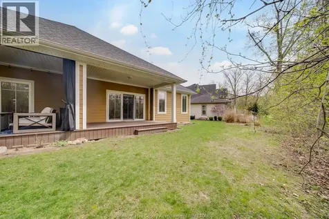 69 Red Oak Crescent Amherstburg ON N9V 4C4