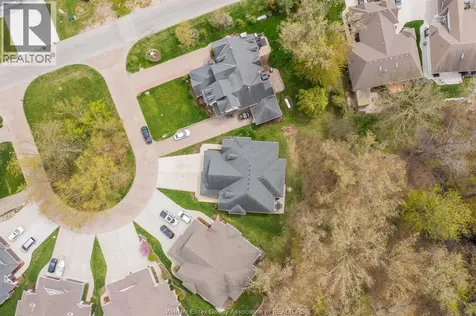69 Red Oak Crescent Amherstburg ON N9V 4C4