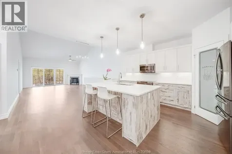 69 Red Oak Crescent Amherstburg ON N9V 4C4