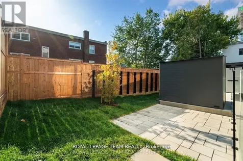 366 Winona Avenue Ottawa ON K1Z 5H7